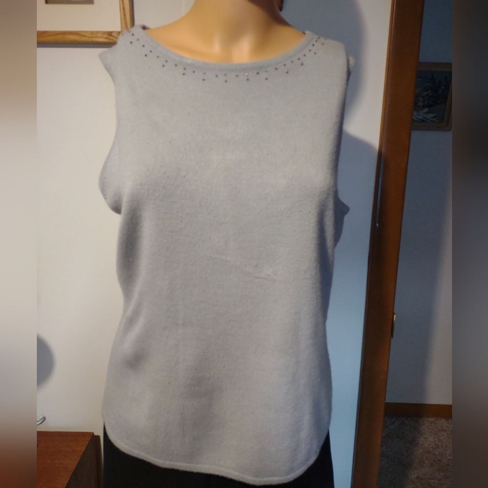 Hillard & Hanson Casual V-Neck Woman’s Acrylic Sleeveless Sweater Beaded Vest Lg
